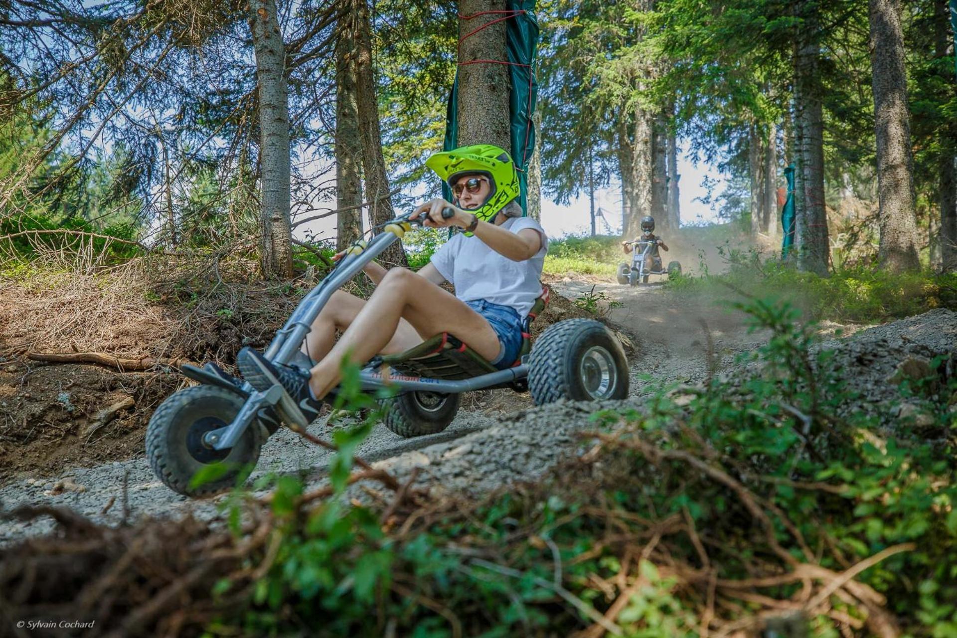 レ・キャローズ・ダラッシュBellevue Centre, Wifi, Mountain Viewアパートメント エクステリア 写真